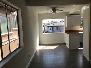 2016 Ruhland Ave, Unit # D in Redondo Beach, CA - Foto de edificio - Building Photo