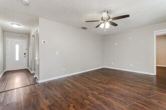 718 Del Prado Dr in Kissimmee, FL - Building Photo - Building Photo