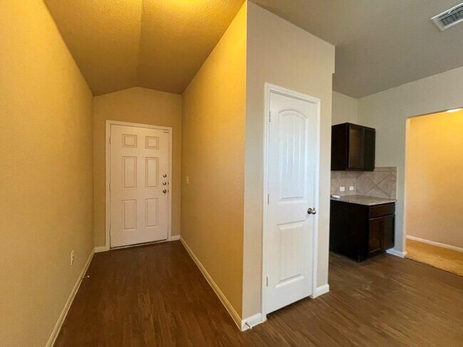 3400 Ortman Dr in Pflugerville, TX - Building Photo - Building Photo