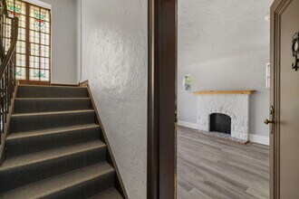 270 Beverly Rd, Unit 4 in Pittsburgh, PA - Foto de edificio - Building Photo