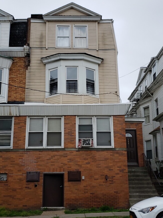 544 E 3rd St in Mount Vernon, NY - Building Photo - Building Photo