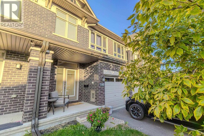 546 Triangle St in Ottawa, ON - Building Photo - Building Photo