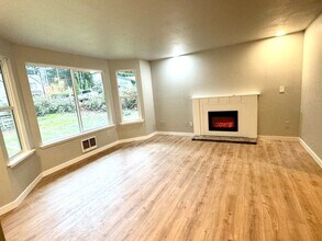 2313 48th St NW in Gig Harbor, WA - Foto de edificio - Building Photo