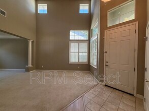 637 Lavastone Dr in Lincoln, CA - Building Photo - Building Photo
