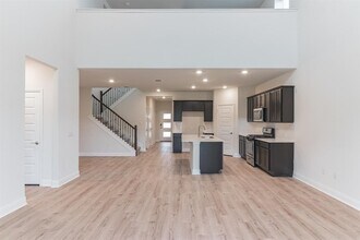 17900 Trieste Dr in Pflugerville, TX - Building Photo - Building Photo