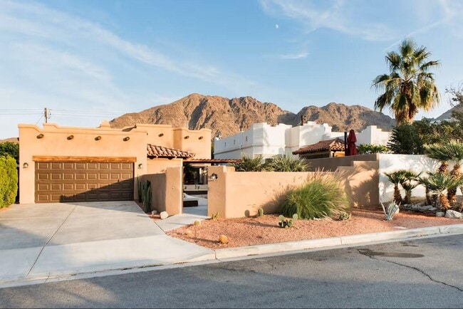 property at 53180 Avenida Mendoza