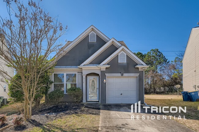 property at 1672 Woodsford Rd