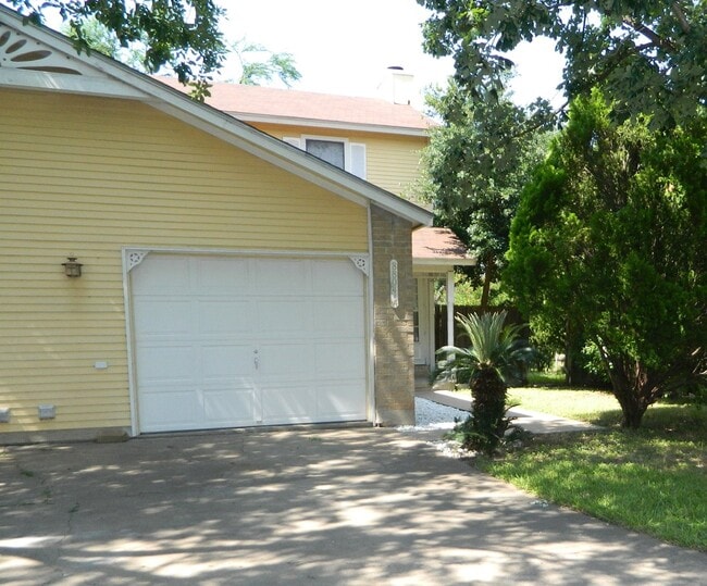 property at 8804 Springmail Cir