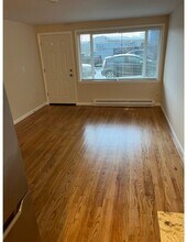 5104 17th Ave NW in Seattle, WA - Building Photo - Building Photo