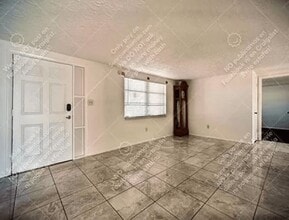 5338 Nancy Ln in Holiday, FL - Building Photo - Building Photo