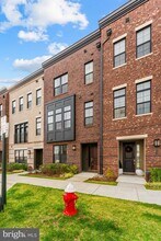 43433 Wilcox Terrace in Ashburn, VA - Building Photo - Building Photo