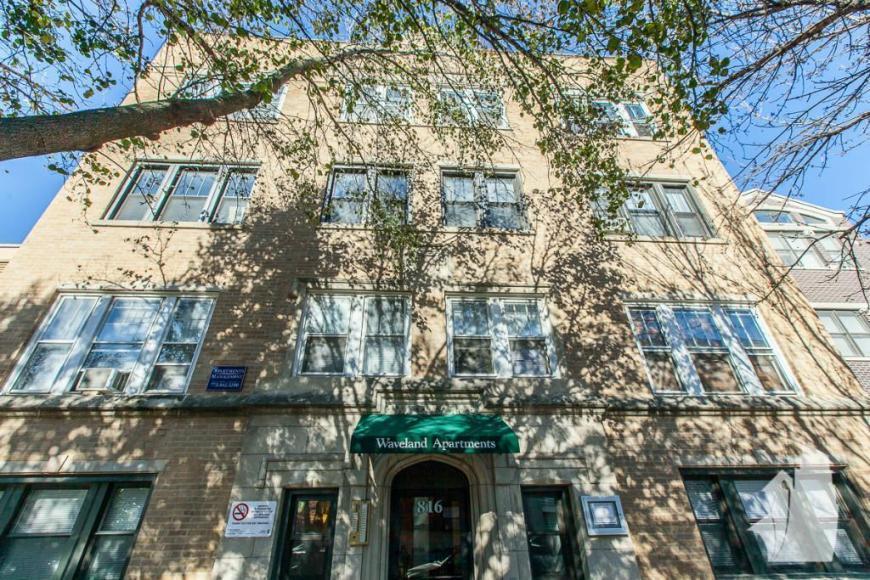 816 W Waveland Ave in Chicago, IL - Building Photo