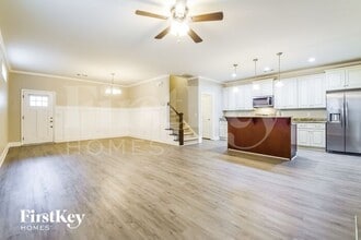 18 E Newnan Rd in Newnan, GA - Building Photo - Building Photo