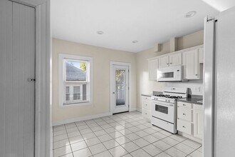 56 Hobson St in Boston, MA - Building Photo - Building Photo