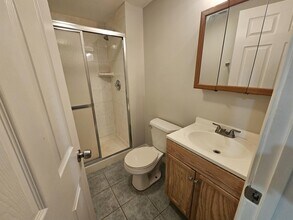 2729 W Congress Pkwy, Unit G in Chicago, IL - Building Photo - Building Photo