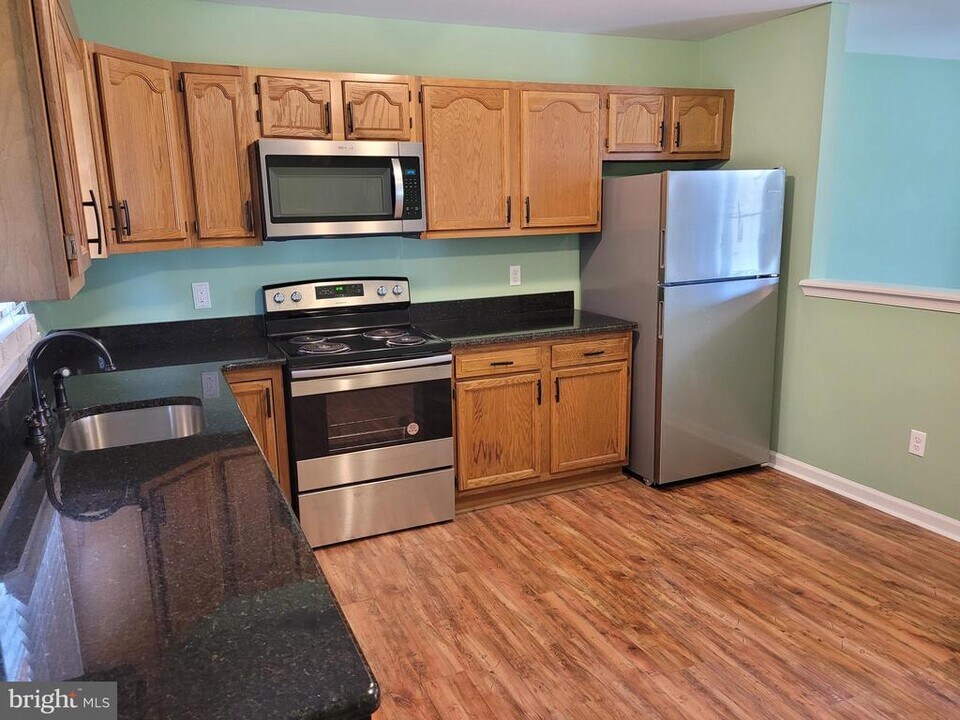 28 Lincoln Ave in North East, MD - Building Photo