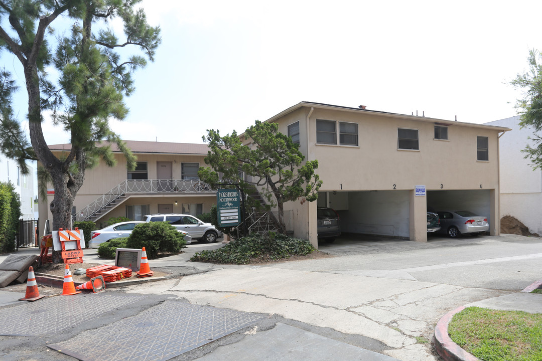 11026-11030 Strathmore Dr in Los Angeles, CA - Building Photo