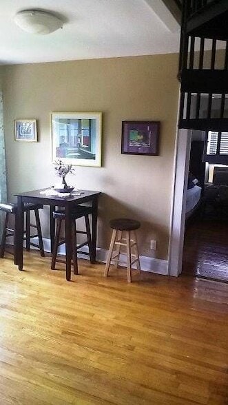 0 Grove St, Unit 8 in Glen Head, NY - Foto de edificio - Building Photo