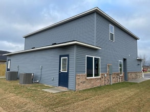 6713 SW Dignity Ave in Bentonville, AR - Building Photo - Building Photo