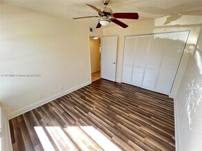 1501 Windorah Way in Royal Palm Beach, FL - Foto de edificio - Building Photo