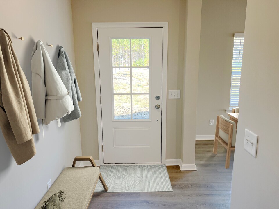 Clear Lake Reserve Townhomes in Pooler, GA - Foto de edificio