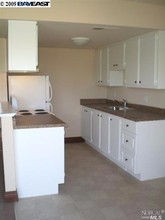 Sycamore Valley Apartments in Willows, CA - Building Photo - Interior Photo