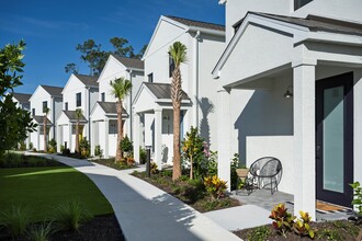 Swell by Soltura in Bonita Springs, FL - Foto de edificio - Building Photo