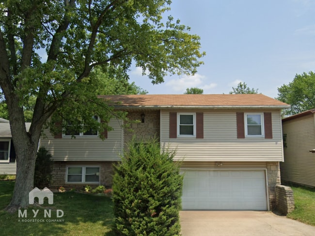property at 830 Upwoods Dr