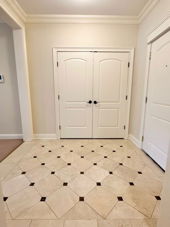 86 Madison Ave in Park Ridge, NJ - Building Photo - Building Photo