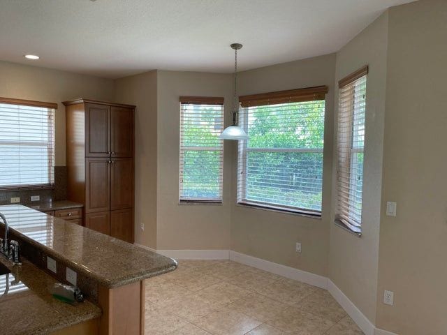 9074 Dupont Pl in Wellington, FL - Building Photo - Building Photo