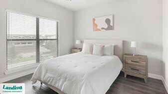 1002 Katy Gap Rd in Katy, TX - Building Photo