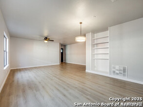 7670 Aspen Park Dr in San Antonio, TX - Building Photo - Building Photo