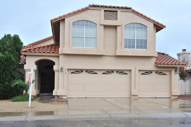 5709 E Gelding Dr in Scottsdale, AZ - Building Photo - Building Photo