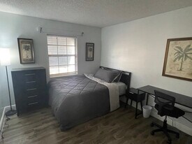 3115 Marshall Dr in Melbourne, FL - Building Photo