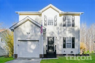 6250 Dumont Ln in Charlotte, NC - Building Photo
