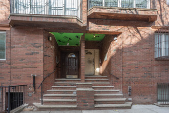 141 Middleton St in Brooklyn, NY - Building Photo - Building Photo