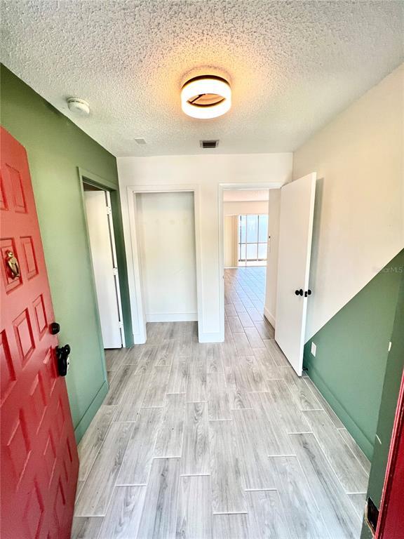 60 Iris Pl in Oldsmar, FL - Building Photo - Building Photo