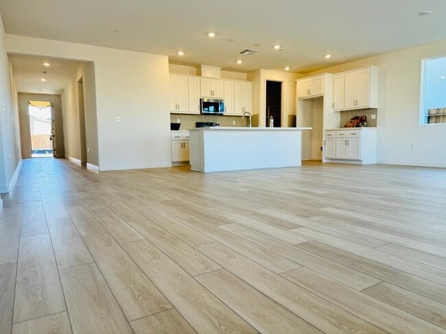 3471 Hoop Wood Dr in Manteca, CA - Building Photo - Building Photo
