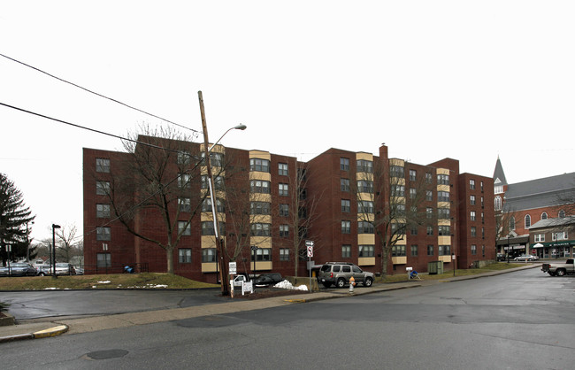 Liberty Hill Senior Apartments in Marlborough, MA - Building Photo - Building Photo