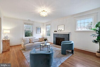3113 44th St NW in Washington, DC - Building Photo - Building Photo
