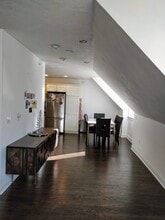 74 Elm St, Unit 5 in Danvers, MA - Foto de edificio - Building Photo