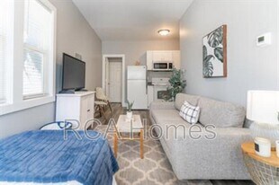 2831 N Kenwood Ave in Indianapolis, IN - Building Photo