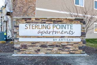 Sterling Pointe II in Johnston, IA - Building Photo - Building Photo