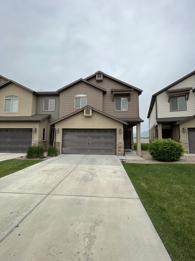 property at 1794 W 815 S