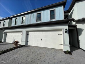 4149 Sonoma Oaks Wy in Naples, FL - Building Photo - Building Photo