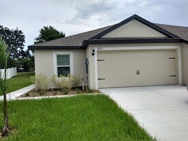 8871 Southern Charm Cir in Brooksville, FL - Building Photo