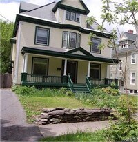 312 Allen St in Syracuse, NY - Building Photo
