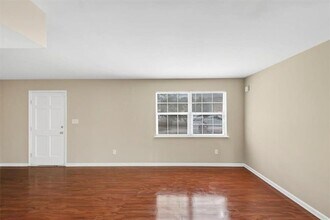 4701 Flat Shoals Rd in Union City, GA - Building Photo - Building Photo