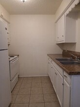 2110 NW Lindy Ave in Lawton, OK - Building Photo - Building Photo