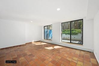 300 W 122nd St in New York, NY - Building Photo - Building Photo